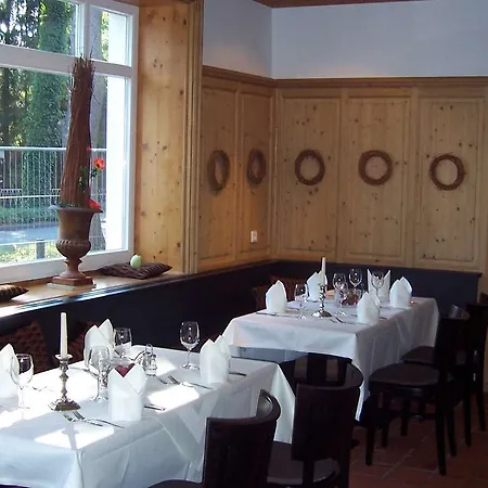 Akzent Deutsche Eiche 4* Uelzen