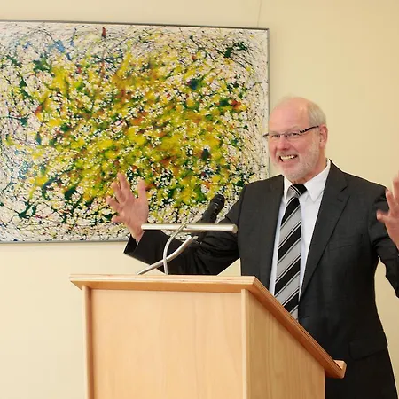 Akzent Deutsche Eiche Hotel 4*